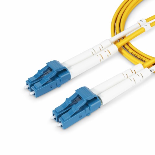 StarTech.com 10m (32.8ft) LC to LC (UPC) OS2 Single Mode Duplex Fiber Optic Cable, 9/125µm, 100G, Bend Insensitive, Low Insertion Loss - LSZH Fiber Jumper Cord