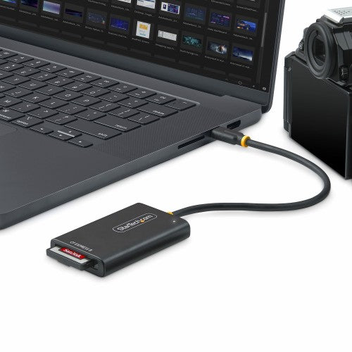 StarTech.com USB-C CFexpress Type B Card Reader, USB 10Gbps, Portable Memory Card Reader, USB Type-C to CF Express 2.0 Adapter, Works with Any Operating System