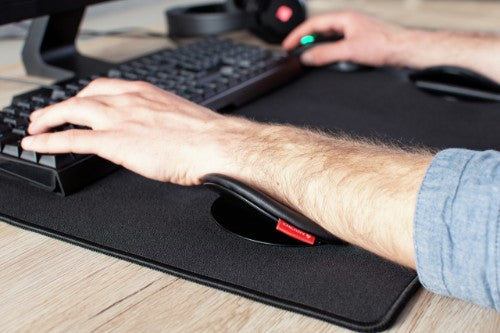 CHERRY SLIDEPAD ERGO wrist rest Black