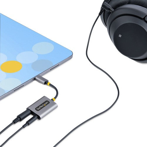StarTech.com USB-C Headphone Splitter, USB Type C Dual Headset Adapter w/Mic Input, USB C to 3.5mm Audio Adapter/Earphone Dongle, USB C to Audio Jack/Aux Output, 24-bit DAC