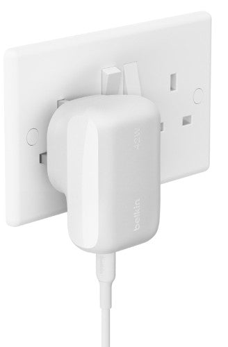 Belkin WCB009MYWH mobile device charger Universal White AC Fast charging Indoor