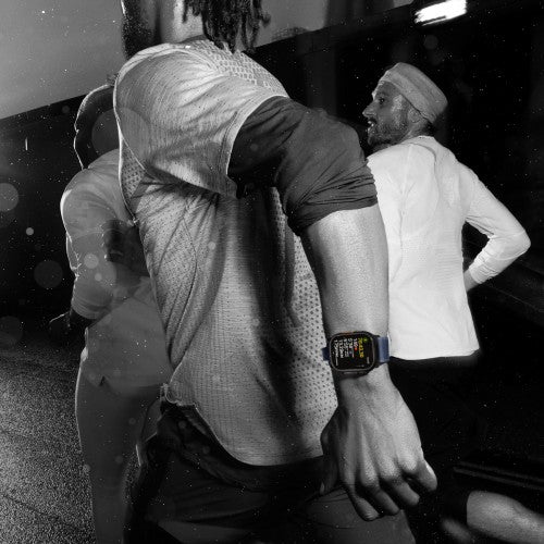 Apple Watch Ultra 2 GPS + Cellular 49mm Natural Titanium Case with Natural Titanium Milanese Loop - L