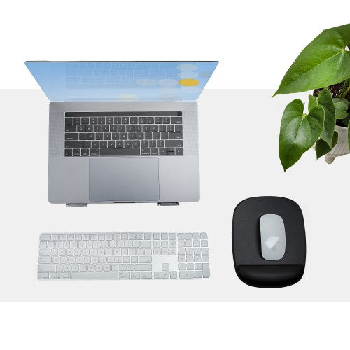StarTech.com Mouse Pad with Hand rest, 6.7x7.1x 0.8in (17x18x2cm), Ergonomic Mouse Pad with Wrist Support, Desk Wrist Pad w/ Non-Slip PU Base, Cushioned Gel Mouse Pad w/ Palm Rest