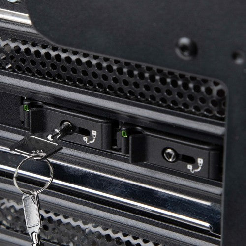 StarTech.com TR-M2-REMOVABLE-PCIE drive bay panel Storage drive tray Black, Silver