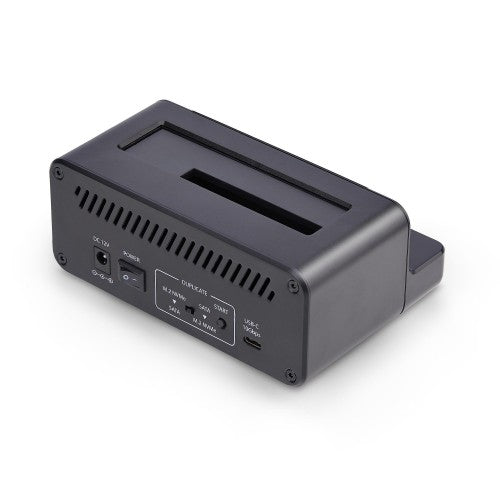 StarTech.com M.2 NVMe to 2.5/3.5" SATA Drive Duplicator, Dual Bay Standalone SSD Cloner/Drive Dock, Bidirectional NVMe to SATA / SATA to NVMe, Up to 27GBpm, TAA