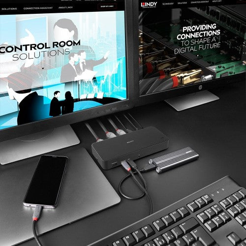 Lindy DST-Pro Universal, USB-C and Type A Hybrid Laptop Docking Station - 4K HDMI, 2x4K (DP or HDMI)