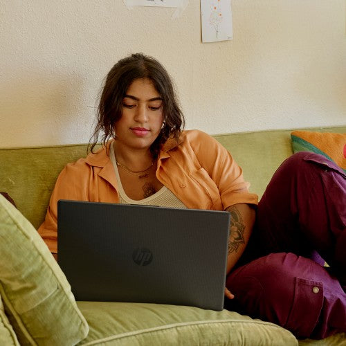 HP 15-fd0062na Intel® Core™ i5 i5-1334U Laptop 39.6 cm (15.6") Full HD 8 GB DDR4-SDRAM 512 GB SSD Wi-Fi 6 (802.11ax) Windows 11 Home Black