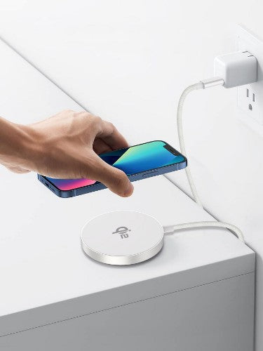 eSTUFF ES638300 mobile device charger