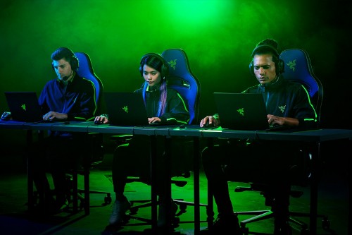 Razer Blackshark V2 Pro Headset Wireless Head-band Gaming Bluetooth Black