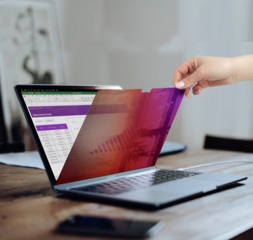 StarTech.com 16-inch MacBook Pro 21/23 Privacy Screen, Gold Filter w/Enhanced Privacy, Computer Security Shield, Double-Sided Screen Protector, +/- 30 Deg.