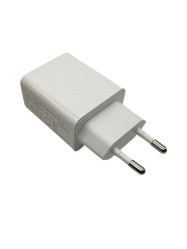 Microconnect PETRAVEL44 mobile device charger Universal White AC Indoor