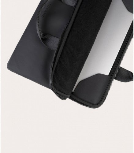 Tucano GOMMO Laptop 14”, MacBook Pro 14” Purse case waxed Black