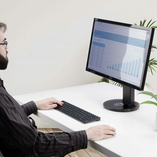 StarTech.com 24-inch 16:10 Anti-Blue Light Filter, BlueLight Screen Filter for 24in Computer Monitor, Reduces Eye Strain, Dual Mounting Options, TAA Compliant