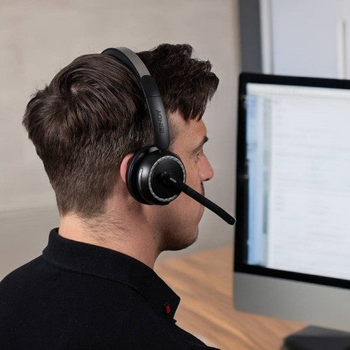 Lindy L118 Wireless Noise Cancelling Headset & Charging Base