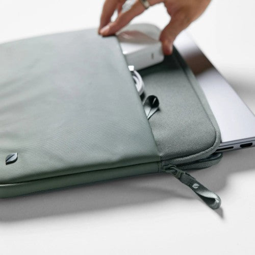 Incase A.R.C. Sleeve With ReSpun 100% Recycled Polyester for 14-inch Laptop (M1-M4, 2021-2024)
