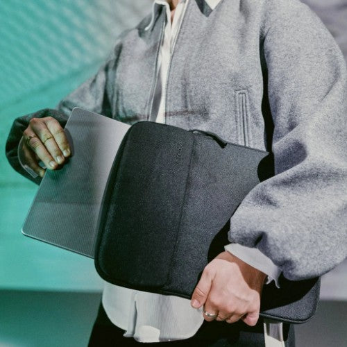 Incase Crosstown Sleeve with Woolenex for 14-inch Laptop