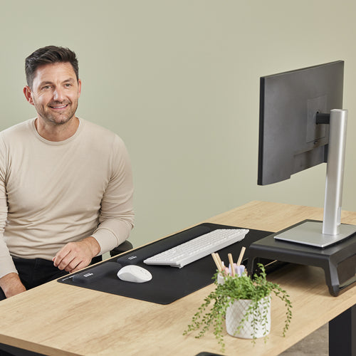 Fellowes Keyboard Wrist Rest Breyta Keyboard Wrist Support with Antibacterial Protection Ergonomic Wrist Support Black