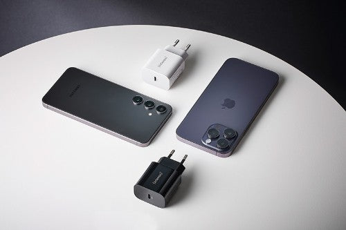 Intenso Power Adapter W20C, 20W, USB-C port, black