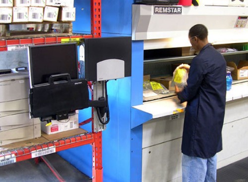 Ergotron 200 Series Combo Arm 61 cm (24") Black Wall